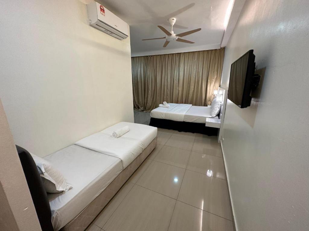 Sun Sega Hotel Perai Exterior foto