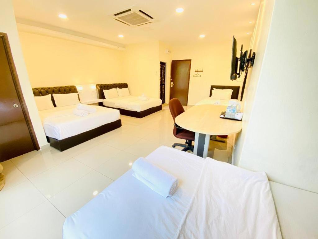 Sun Sega Hotel Perai Exterior foto